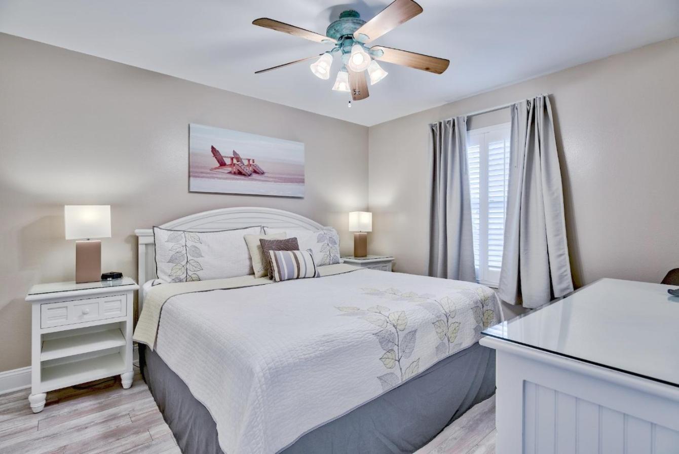 Pelican Beach Resort Condos Destin Exteriér fotografie